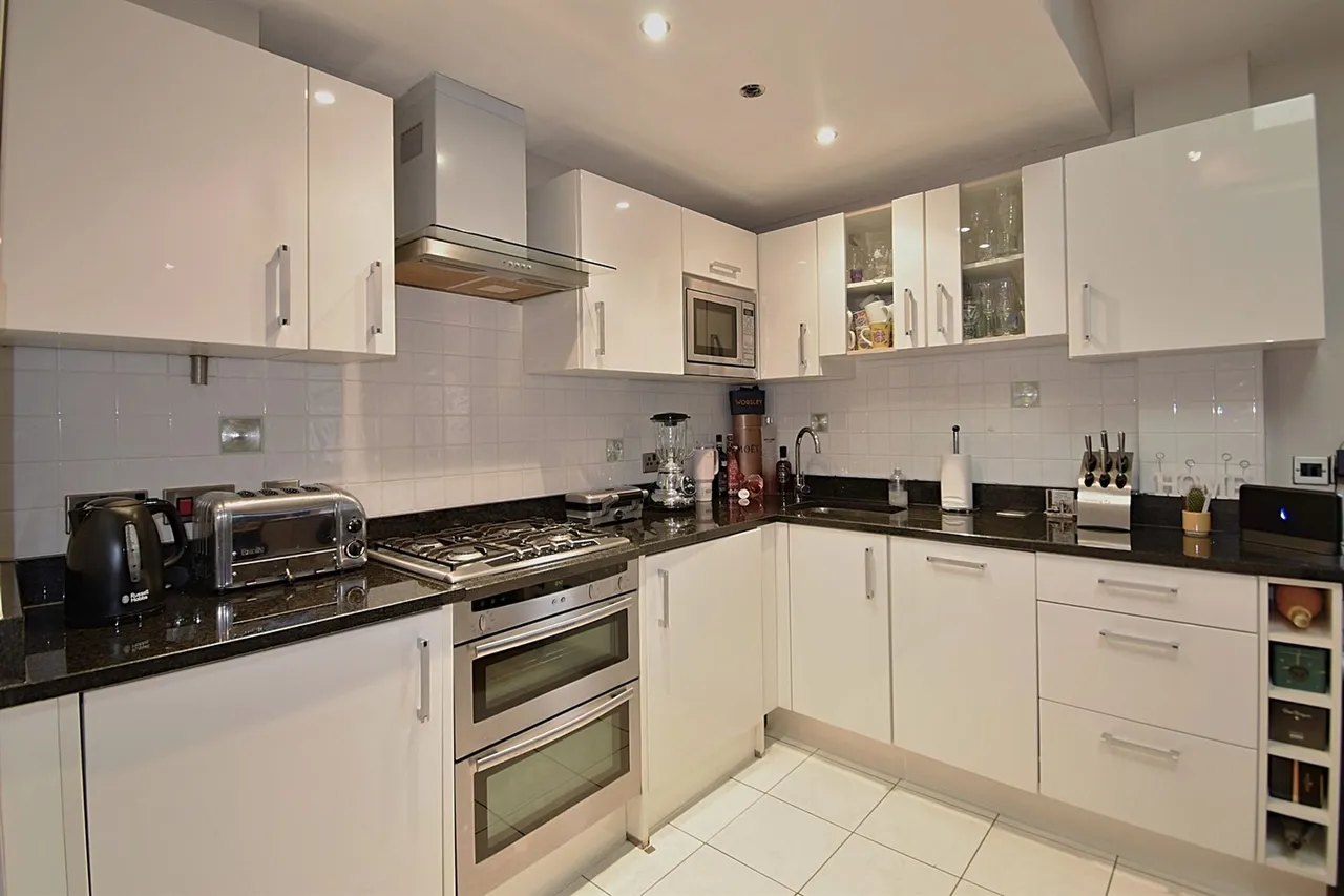Tyler Mews, Alderley Edge, photo 5