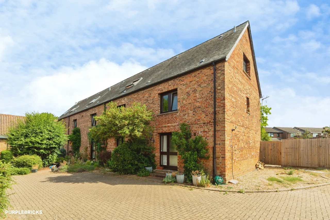 Clare Court, Sandy, SG19, photo 2