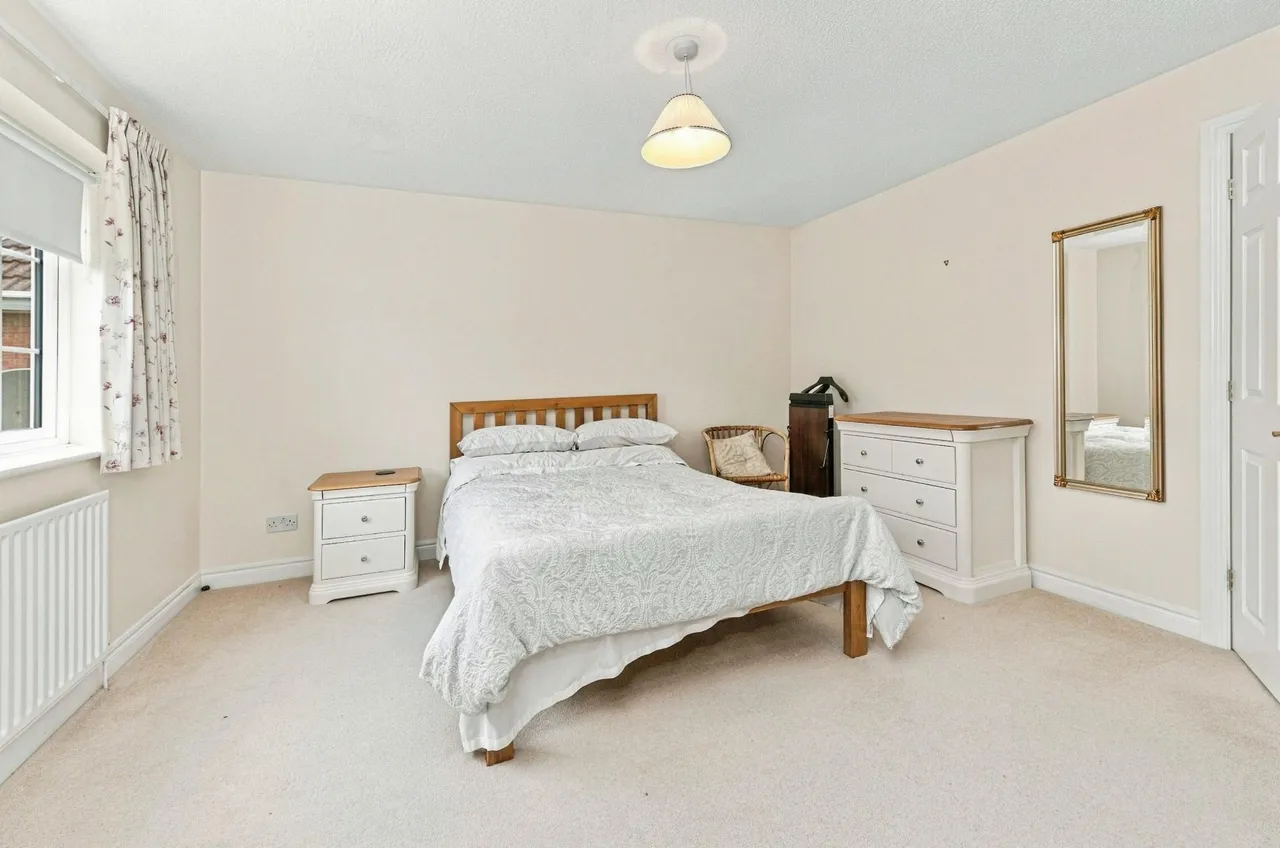Sowood Court, Ossett, WF5, photo 13