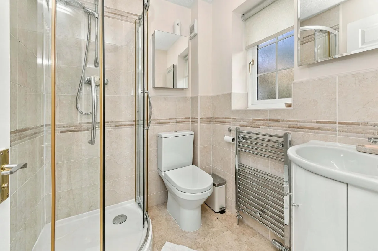 Sowood Court, Ossett, WF5, photo 14