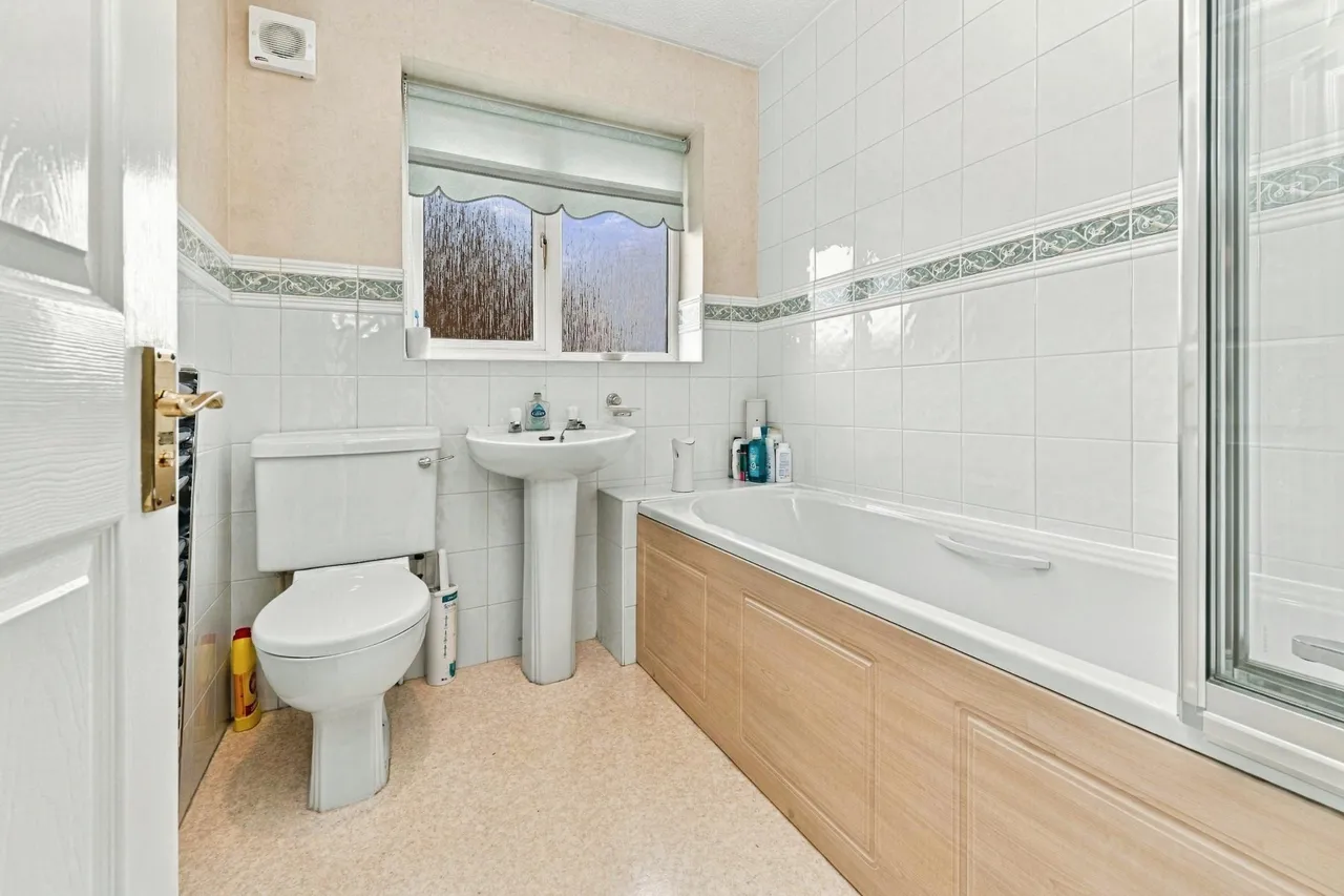Sowood Court, Ossett, WF5, photo 19
