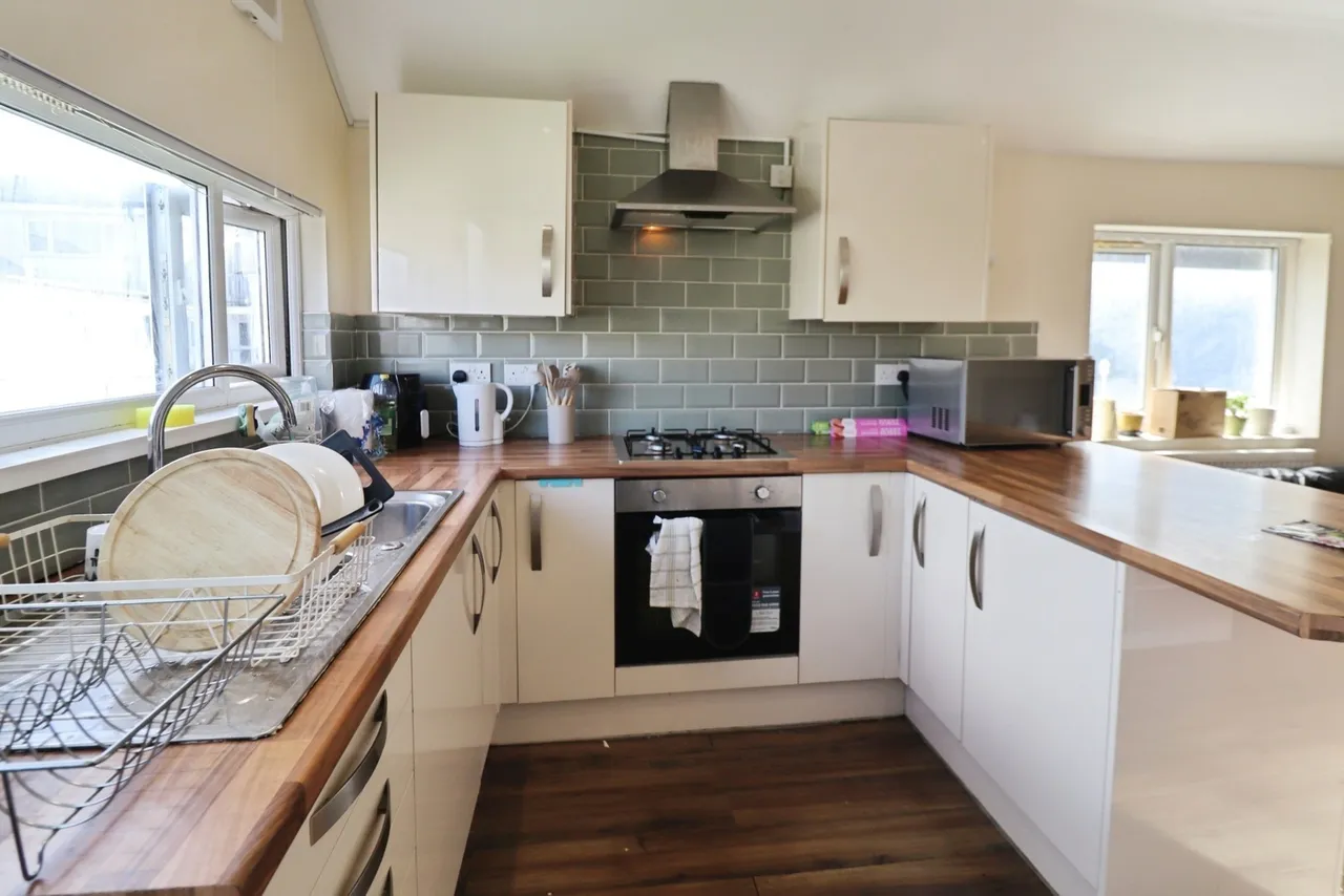 Mackintosh Place, Cardiff, CF24, photo 4