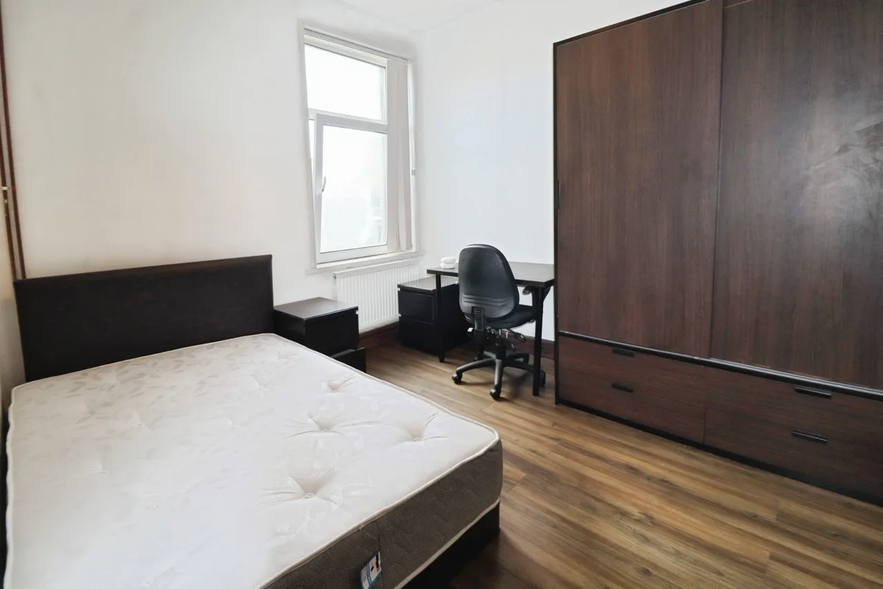 Mackintosh Place, Cardiff, CF24, photo 17