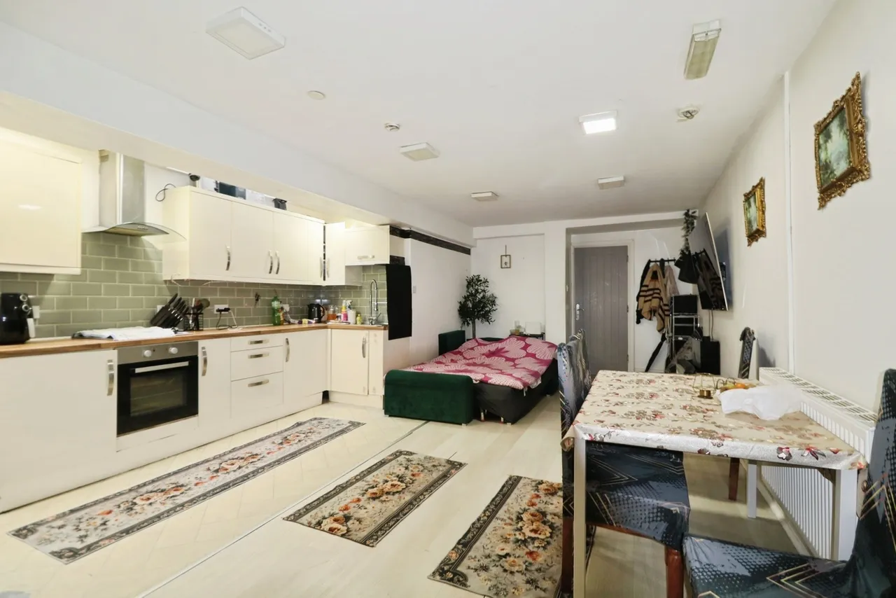 Mackintosh Place, Cardiff, CF24, photo 25