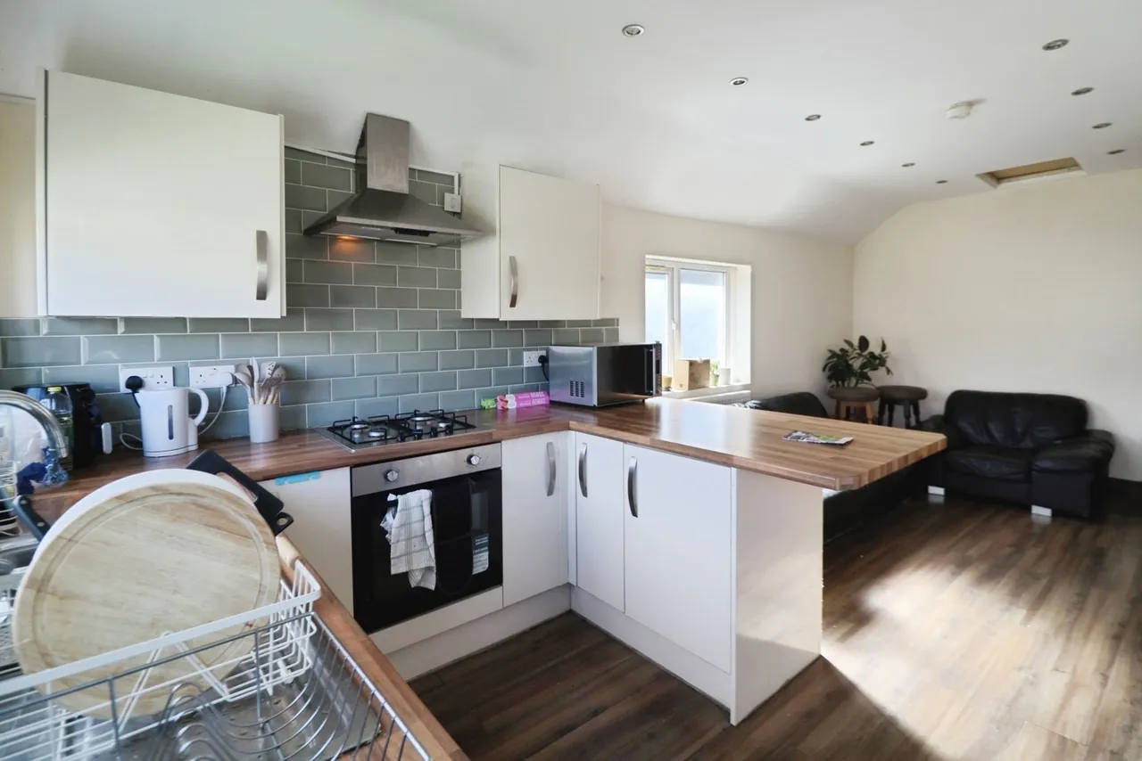 Mackintosh Place, Cardiff, CF24, photo 11