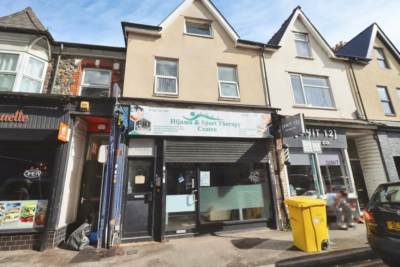 6 bed house for sale, Mackintosh Place, Cardiff, CF24