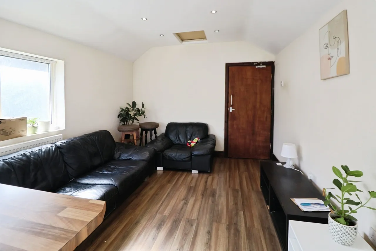 Mackintosh Place, Cardiff, CF24, photo 7