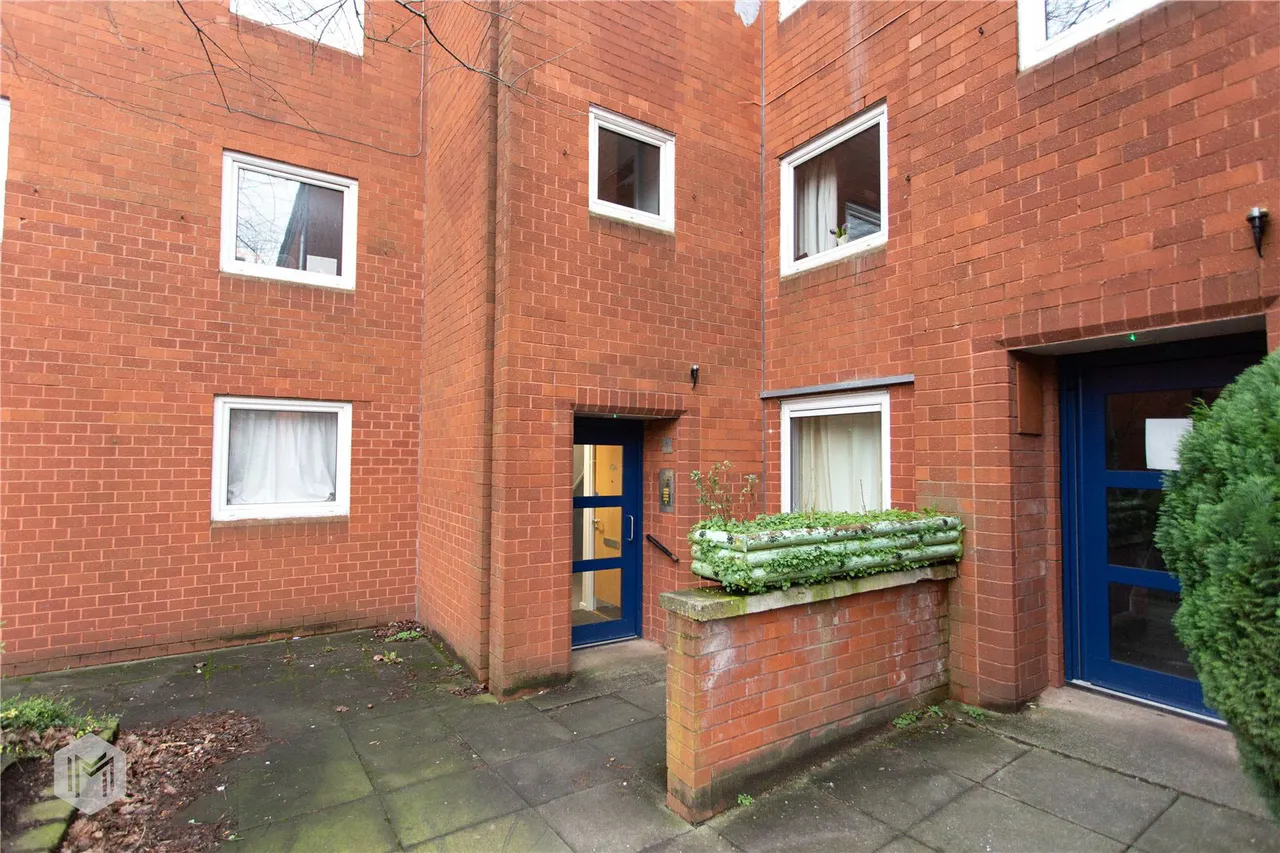 Paderborn Court, Bolton, BL1 4TX, photo 11