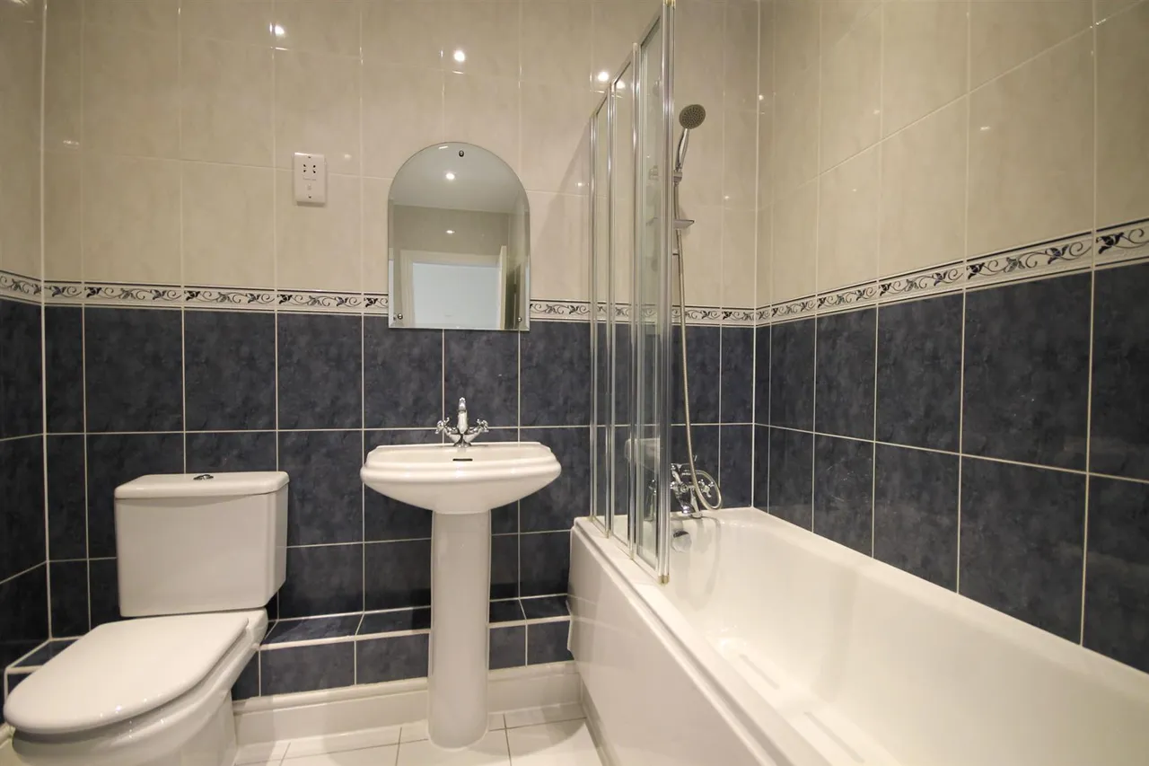 Springvale Close, Great Bookham, KT23, photo 9