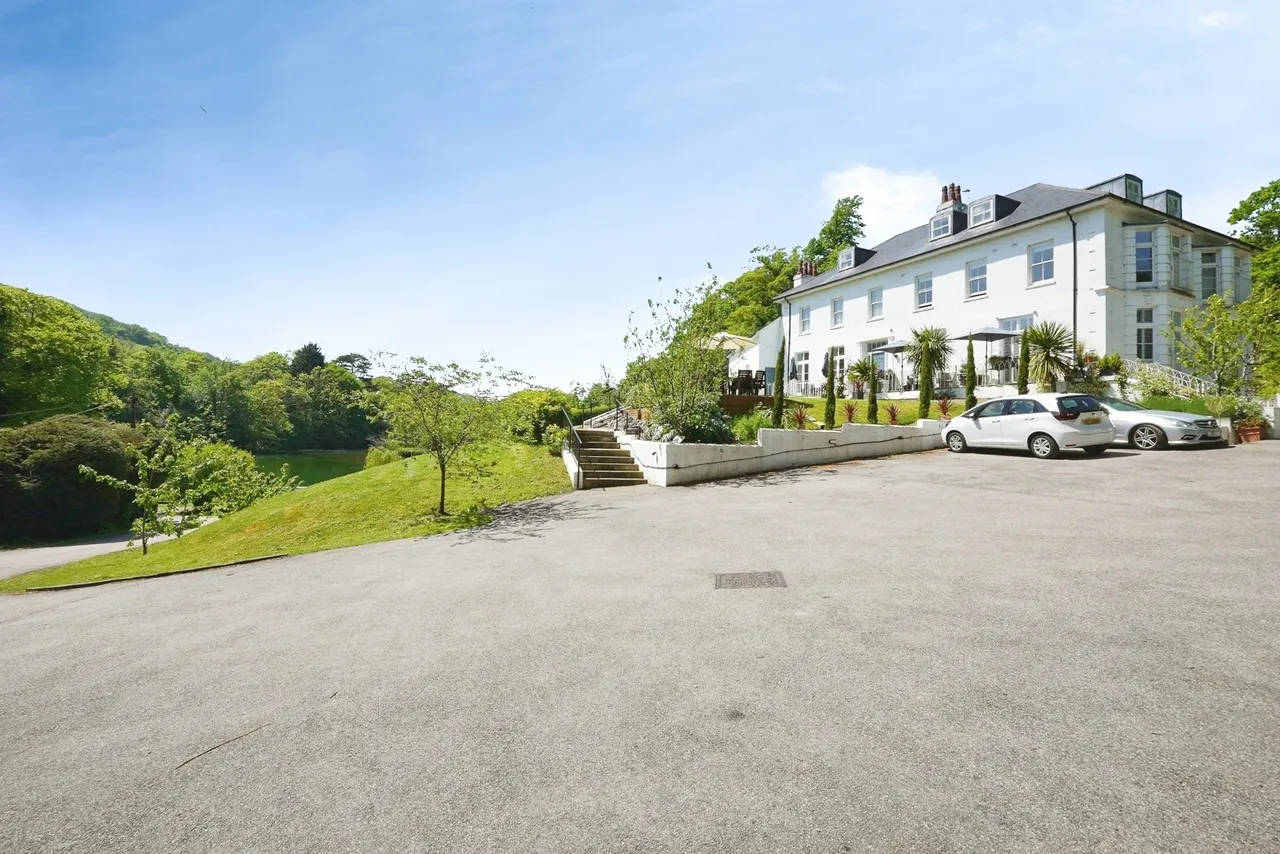 Alkham Road, Temple Ewell, Dover, Kent, CT16, photo 17