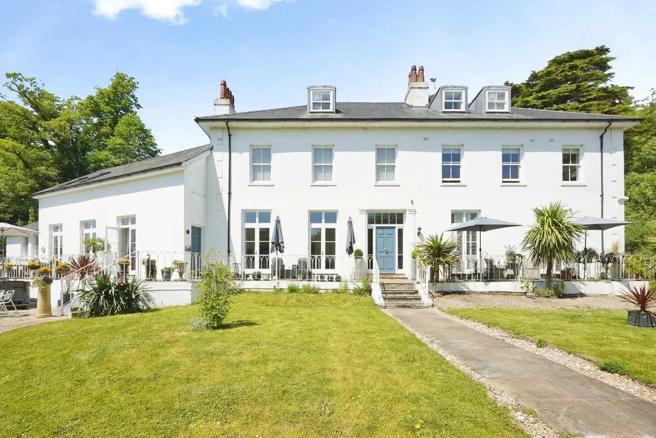 Alkham Road, Temple Ewell, Dover, Kent, CT16, photo 4
