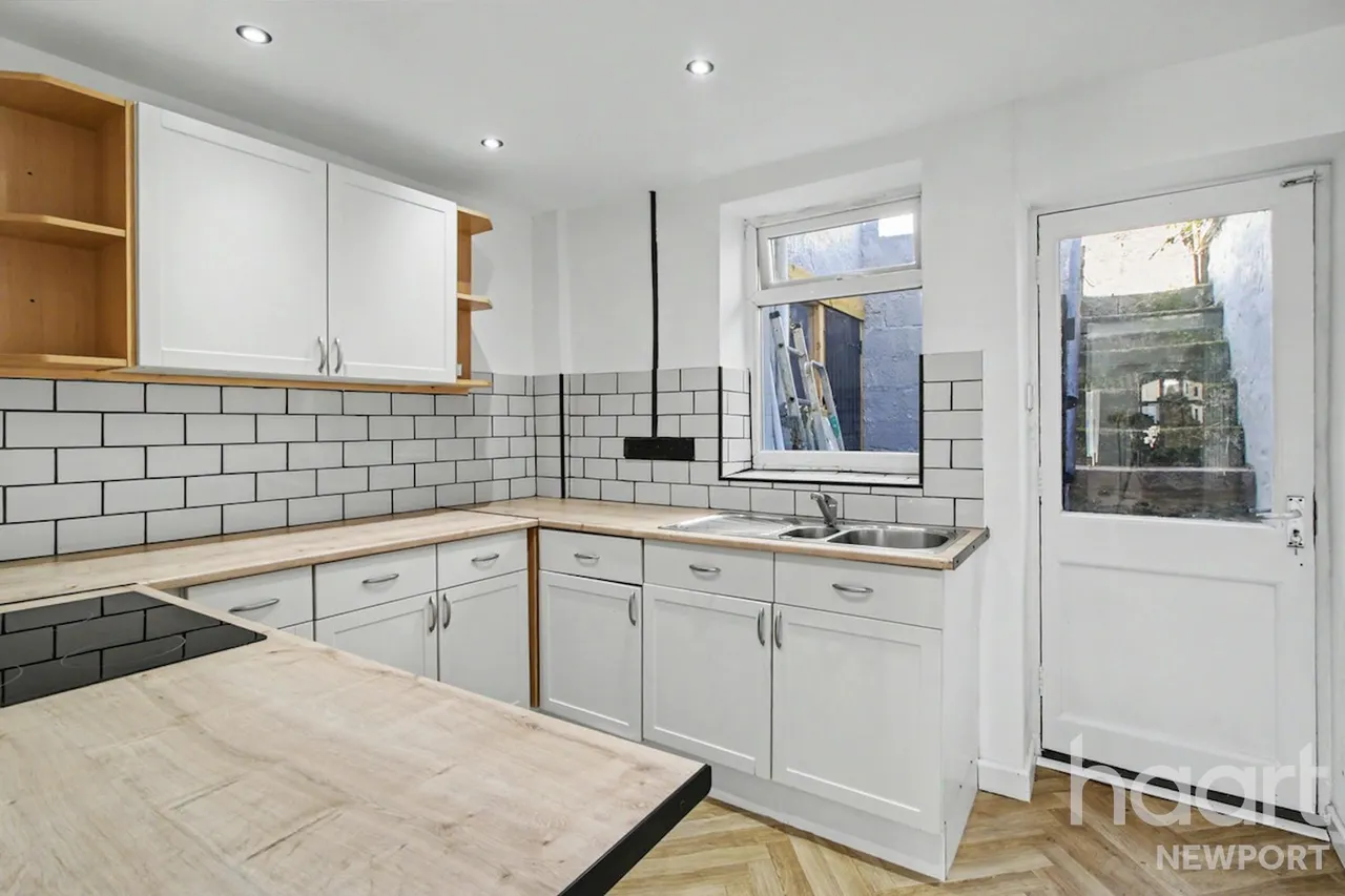 NP23, photo 2