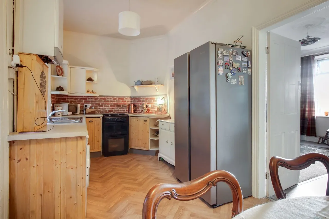 Rose Terrace, Delph Hill, HX2, photo 3