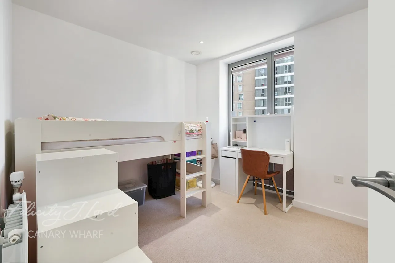 East Ferry Road, London, E14, photo 11