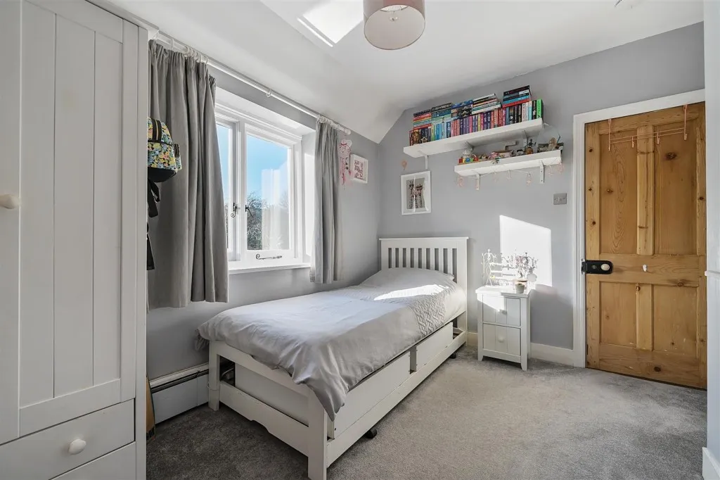 Peppard Road, Sonning Common, photo 27