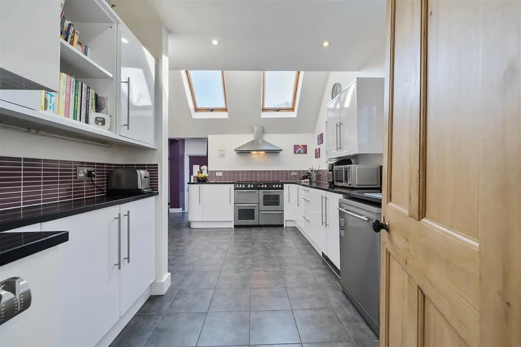 Peppard Road, Sonning Common, photo 14