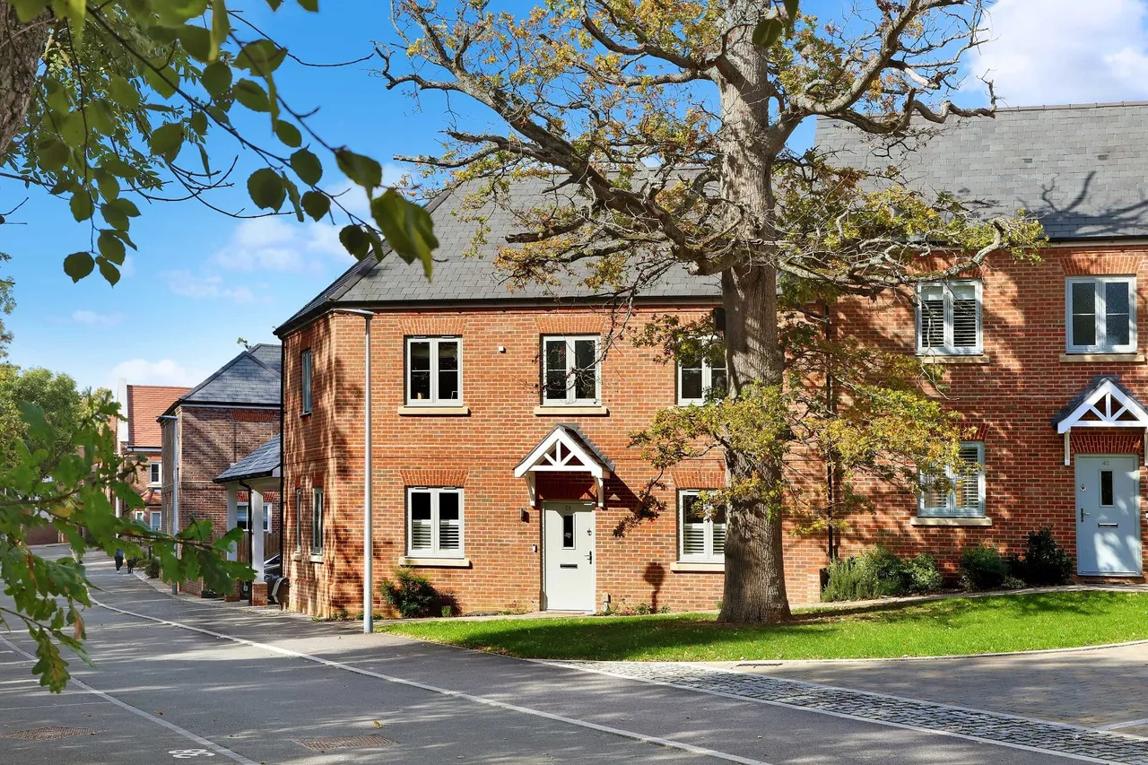 3 bed house for sale, Kendrick Avenue, Wilton Park, HP9