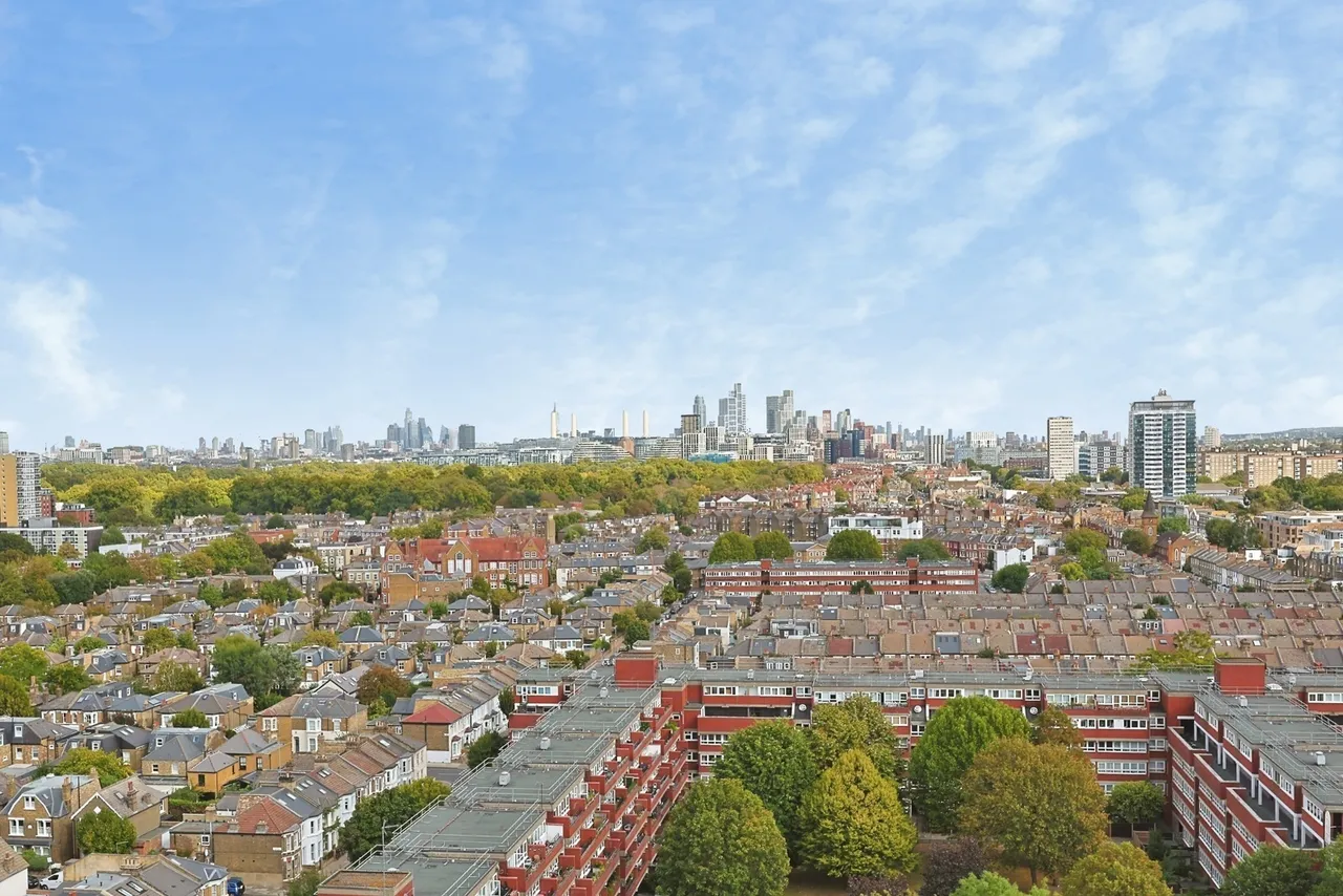 Shuttleworth Road, London, SW11, photo 14