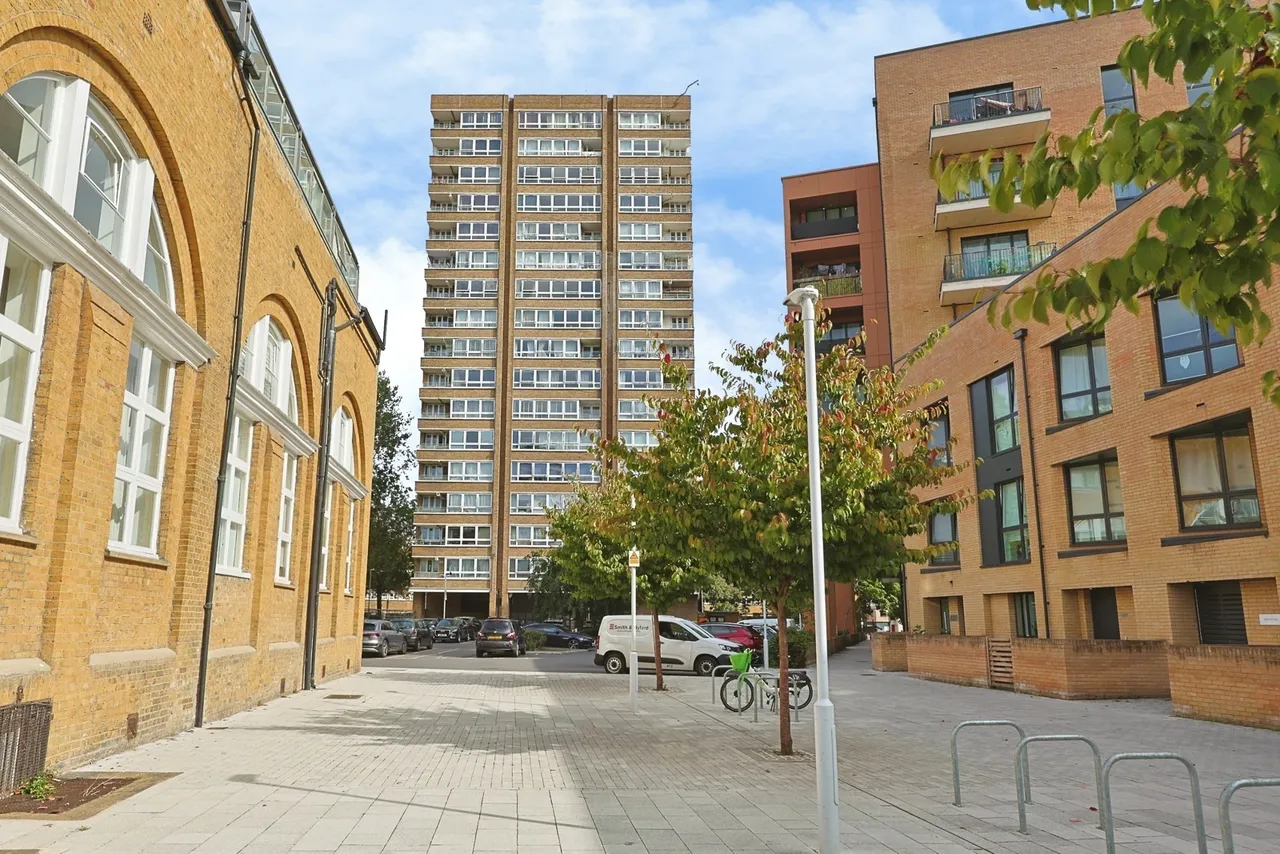 Shuttleworth Road, London, SW11, photo 15