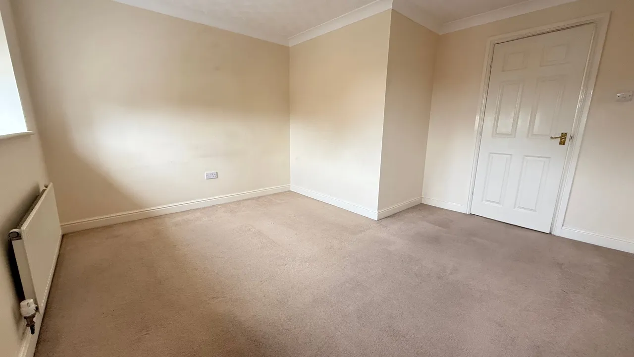 Wakes Close, Bourne, PE10, photo 9