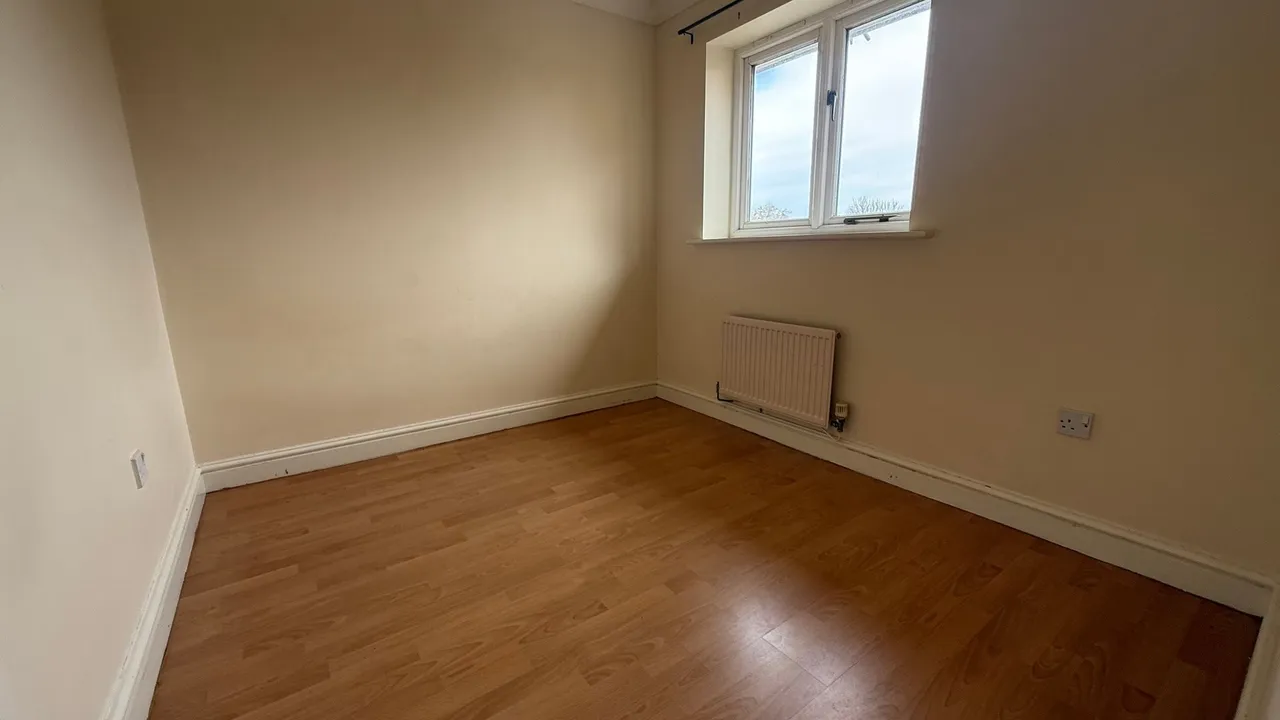Wakes Close, Bourne, PE10, photo 11