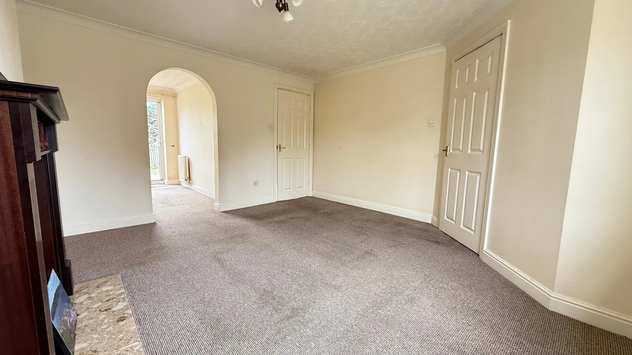Wakes Close, Bourne, PE10, photo 6