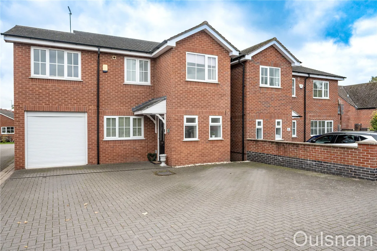4 bed house for sale, Birmingham Road, Bromsgrove, B61