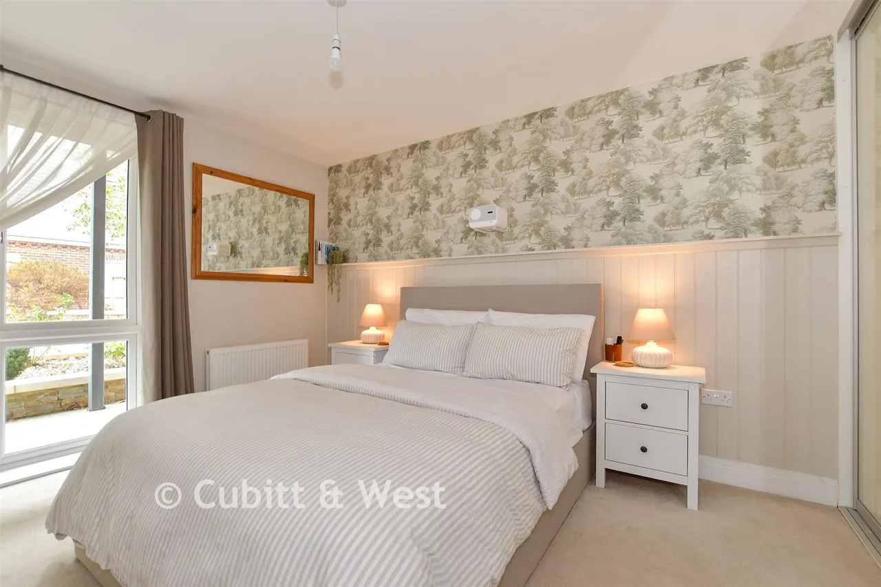 The Boulevard, Horsham, RH12, photo 7
