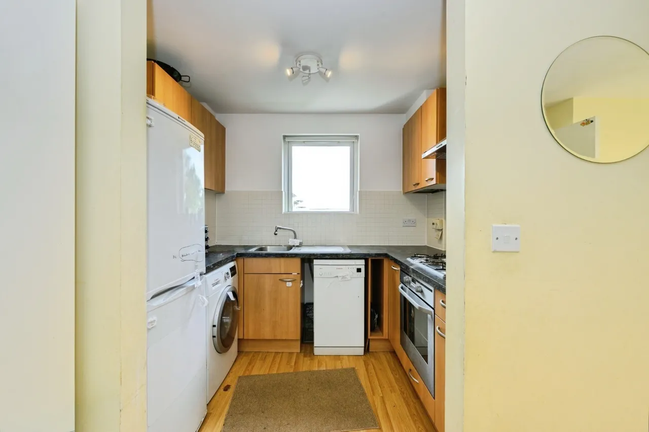 Park View Road, Leatherhead, KT22, photo 6
