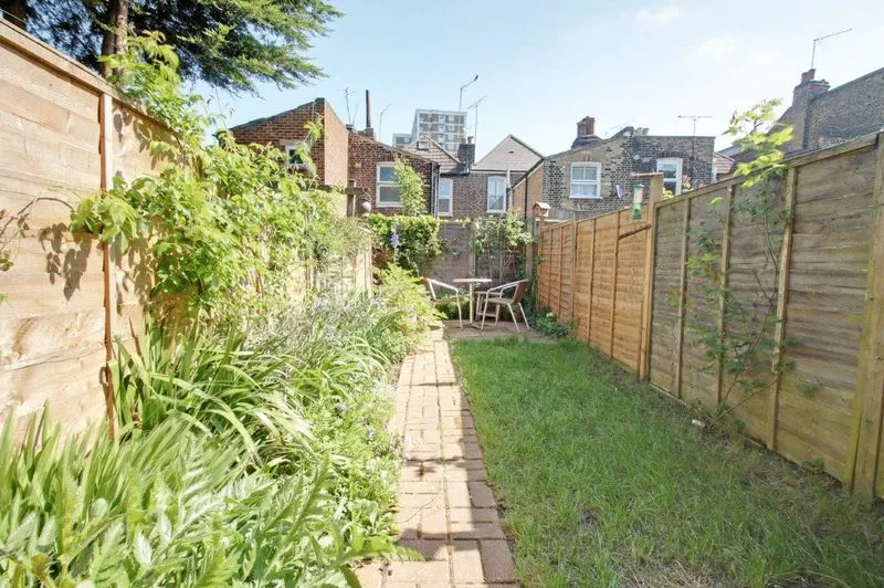 Manchester Road, London N15 6HP, photo 17