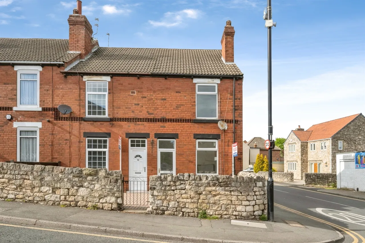 2 bed house for sale, Church Street, Conisbrough, DN12