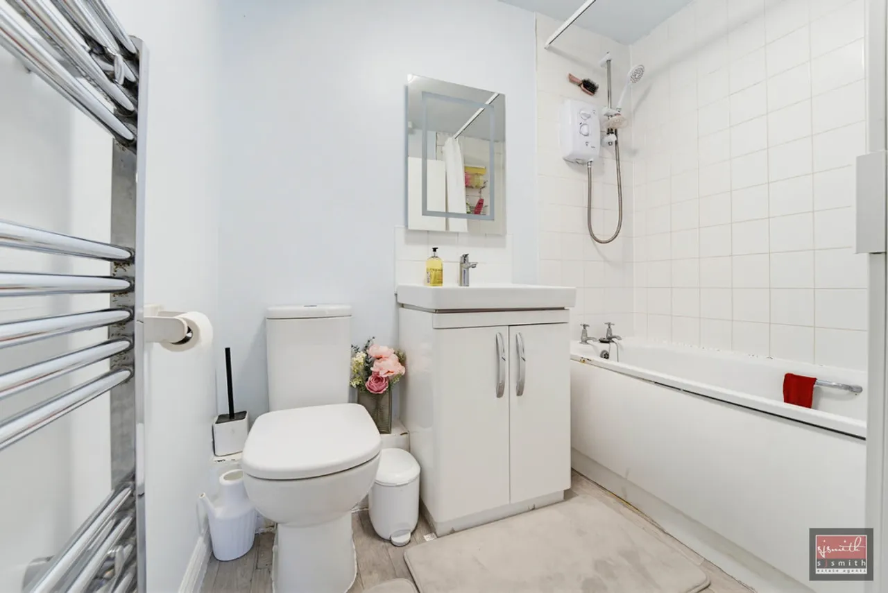 Alliance Close, Hounslow, photo 10