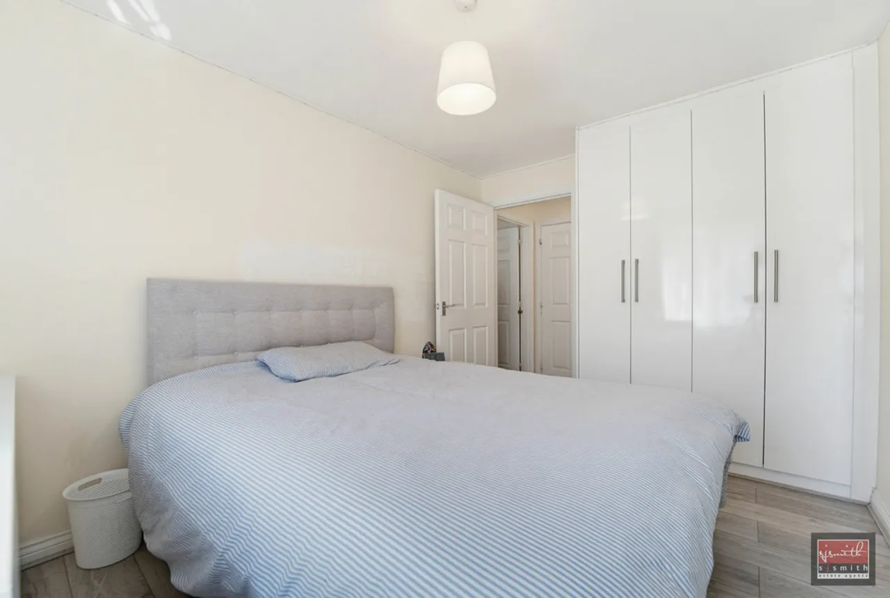 Alliance Close, Hounslow, photo 4