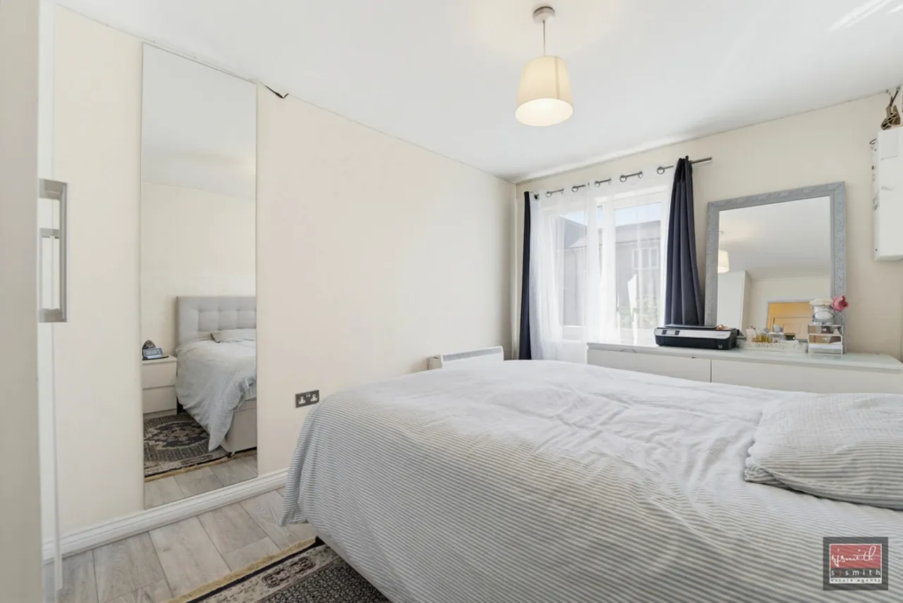 Alliance Close, Hounslow, photo 7