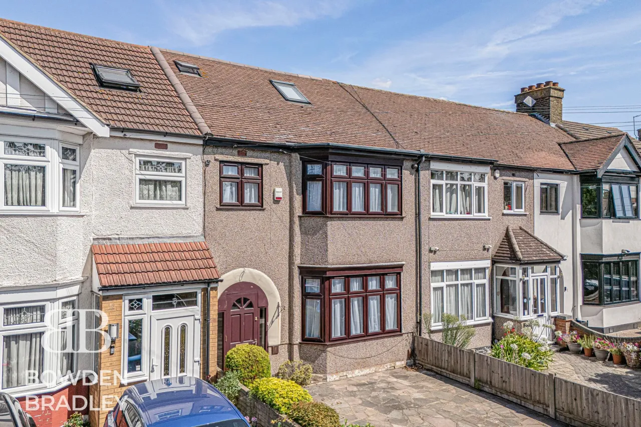 Applegarth Drive, Ilford, IG2, photo 46