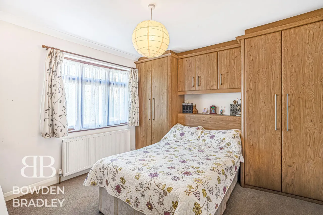 Applegarth Drive, Ilford, IG2, photo 34