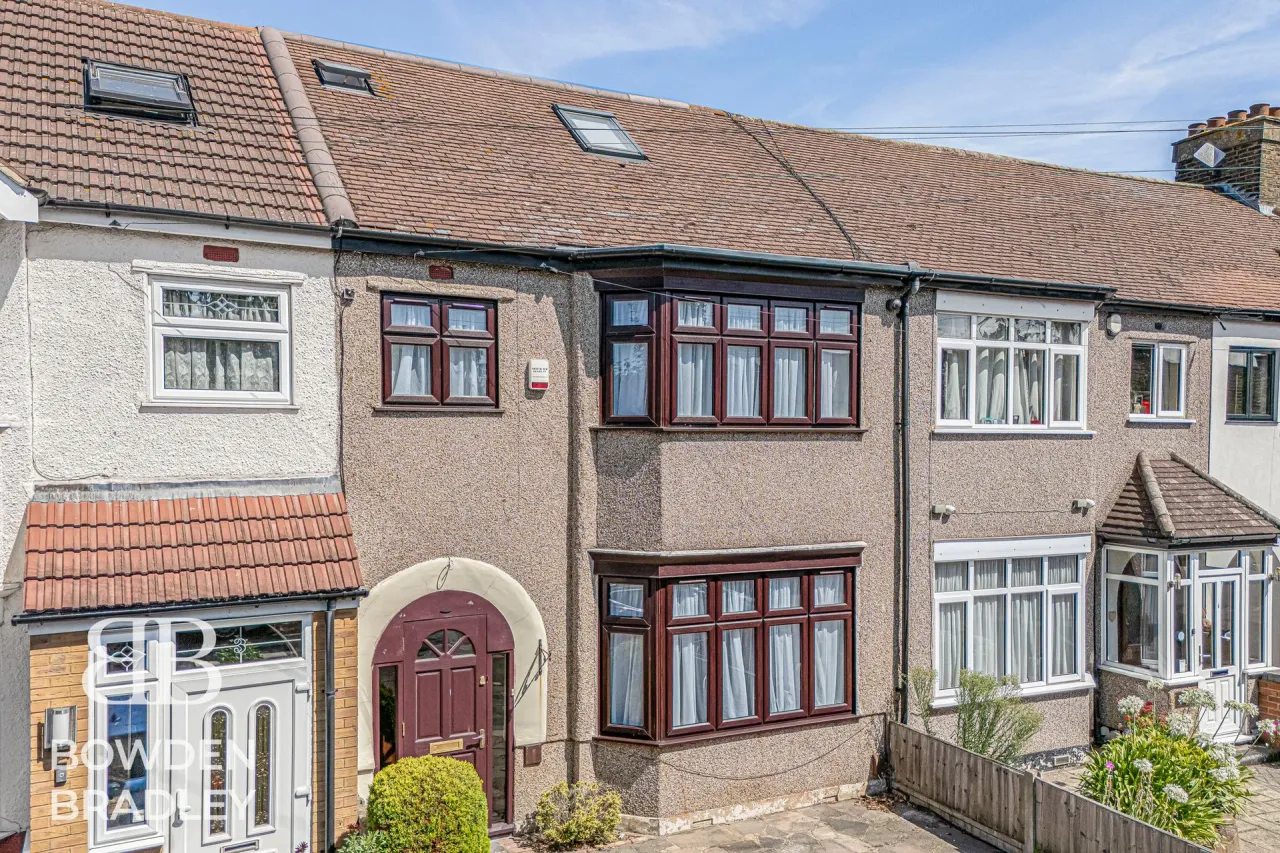 Applegarth Drive, Ilford, IG2, photo 21