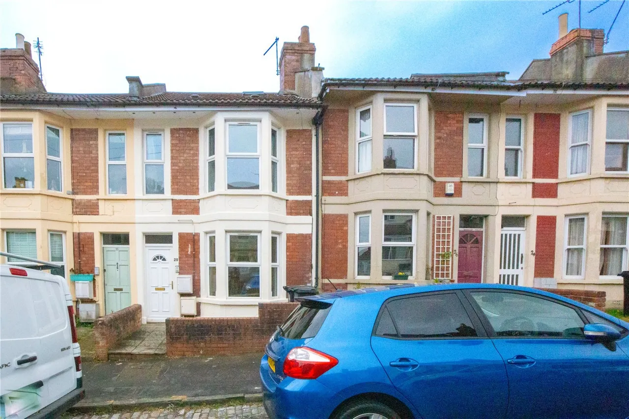 2 bed flat for sale, Doone Road, Bristol, BS7