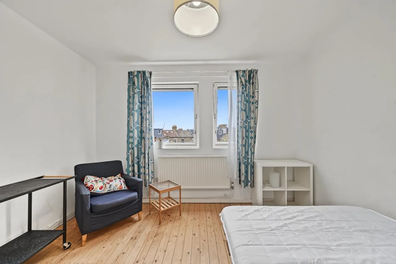 Yorkshire Close, London, N16, photo 5