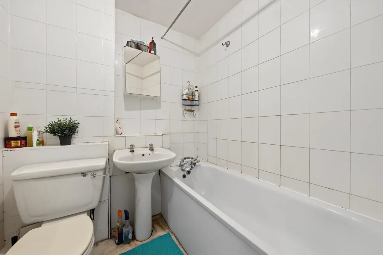 Yorkshire Close, London, N16, photo 8