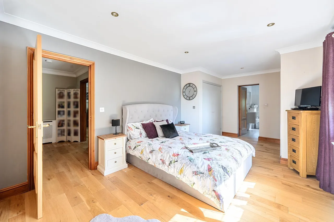 Beech Drive, Kingswood, KT20, photo 21