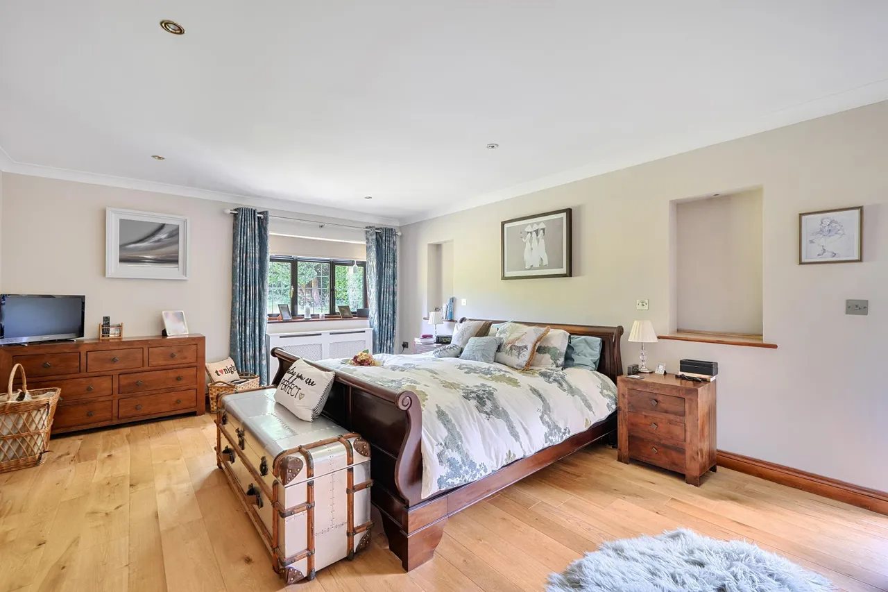 Beech Drive, Kingswood, KT20, photo 19