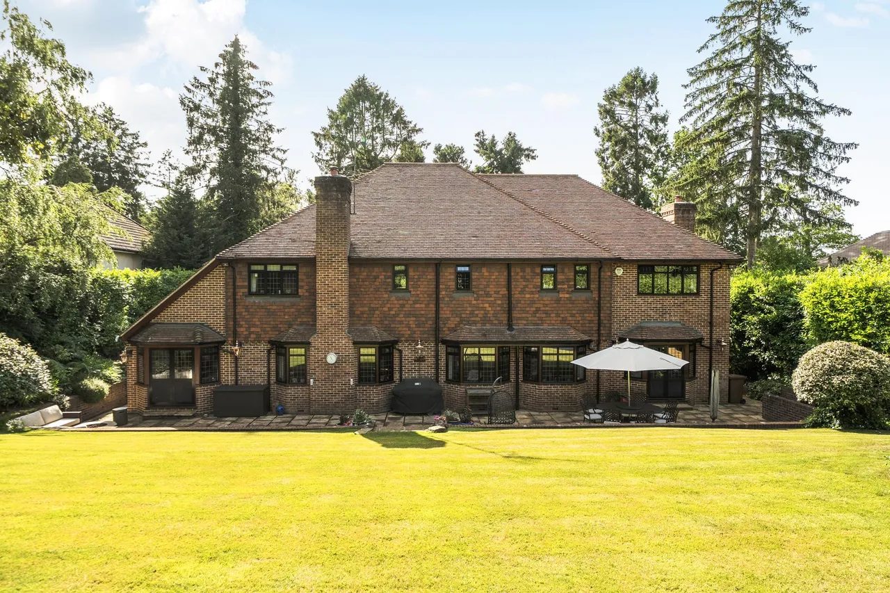 Beech Drive, Kingswood, KT20, photo 38