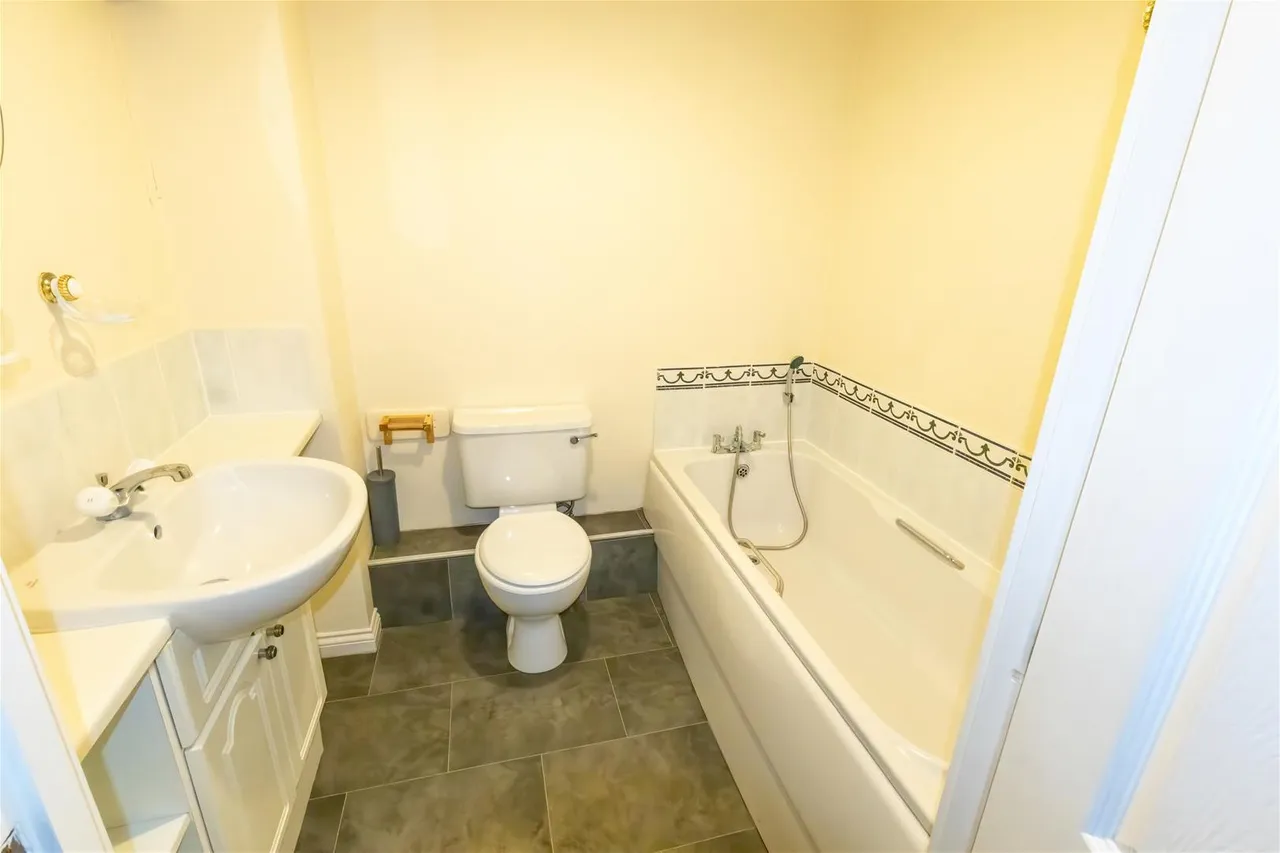 Hermes Court, Hayling Close, Priddys Hard, Gosport, photo 9