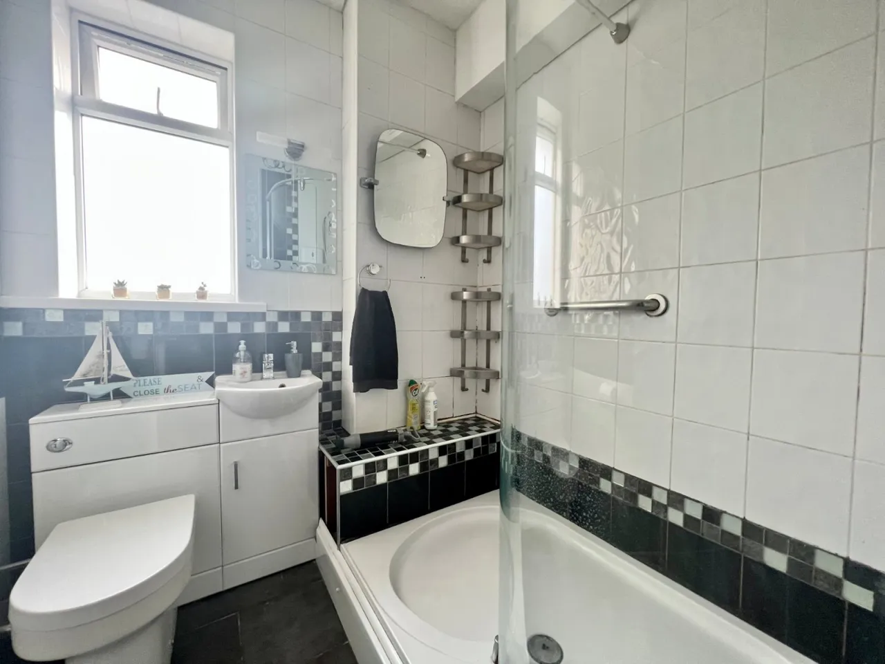 Gloucester Road, Patchway, BS34, photo 5