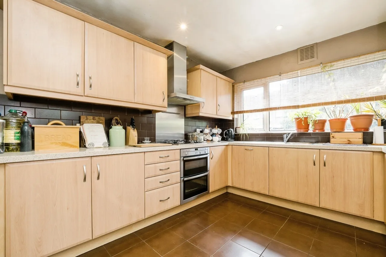 Langdon Road, East Ham, London, E6, photo 4