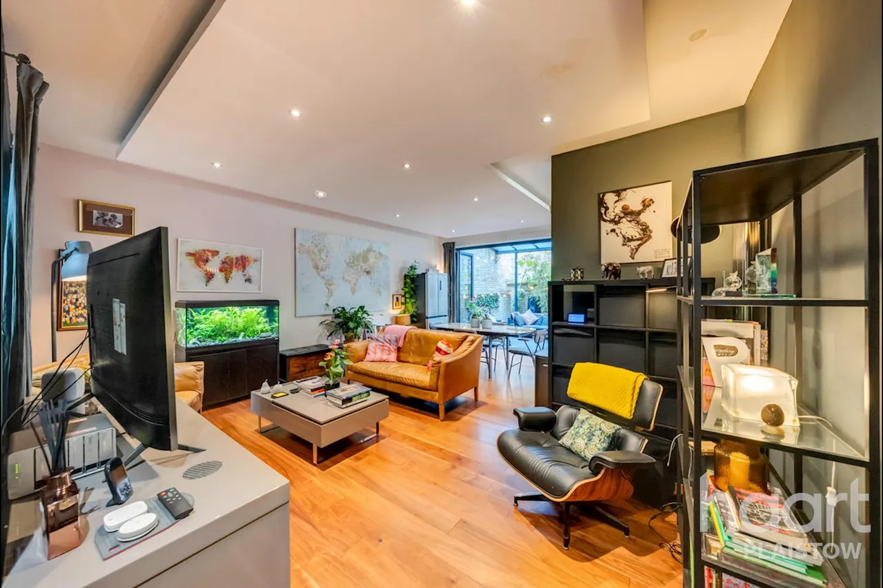 Duchess Drive, London, E13, photo 5