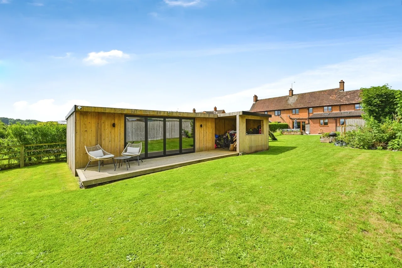 Yew Tree Lane, Bradley, DE6, photo 2