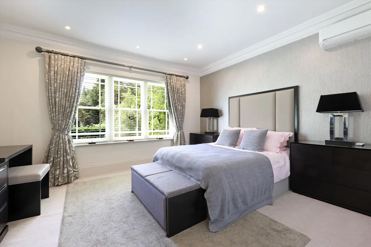 Abbots Drive, Wentworth, GU25, photo 15