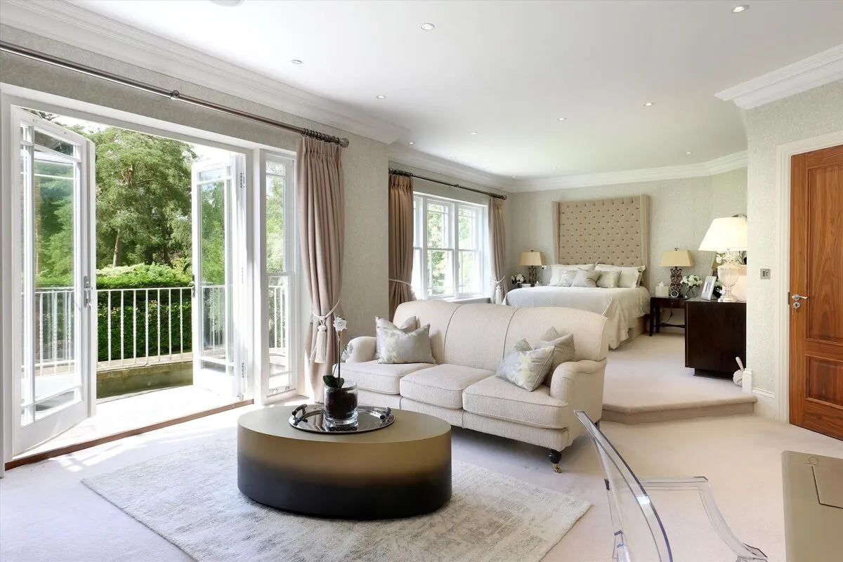 Abbots Drive, Wentworth, GU25, photo 11
